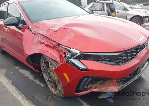 2025 Kia K5 Gt-Line z USA, uszkodzony, nr VIN KNAG64J78S5327832